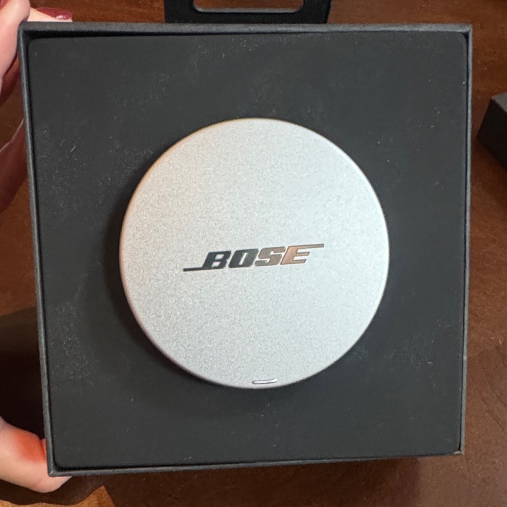 Bose noise making sleep buds like new